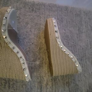 Wedge shoes